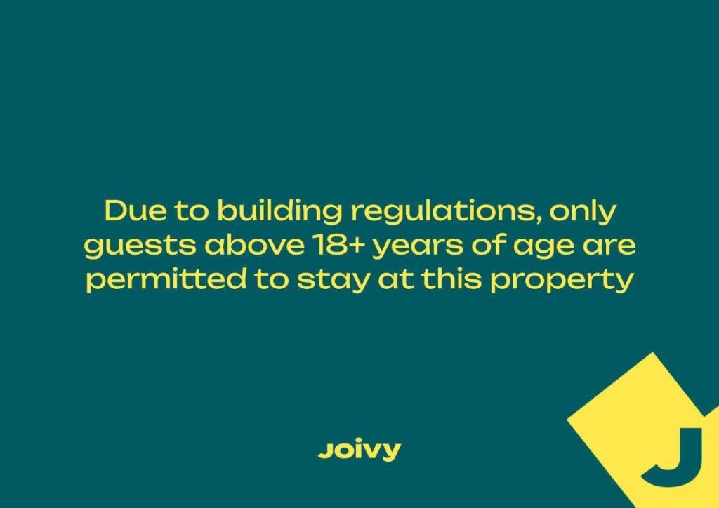 Joivy Affordable 3,4,5 And 12 Bed Private Flats Next To Royal Mile (Adults Only), Edinburgh